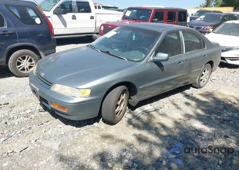 1994 Honda Accord Ex/Ex-R z USA, uszkodzony, nr VIN 1HGCD565XRA060376